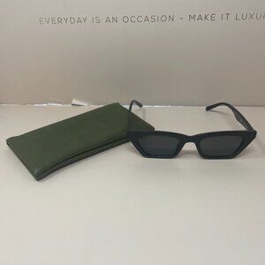 (NWT) Aire | Aire Polaris Sunglasses in Black & Smoke Mono